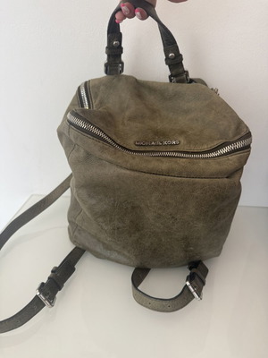 Michael Kors Lisbeth μεσαίο δερμάτινο σακίδιο, σκούρο ελιάς