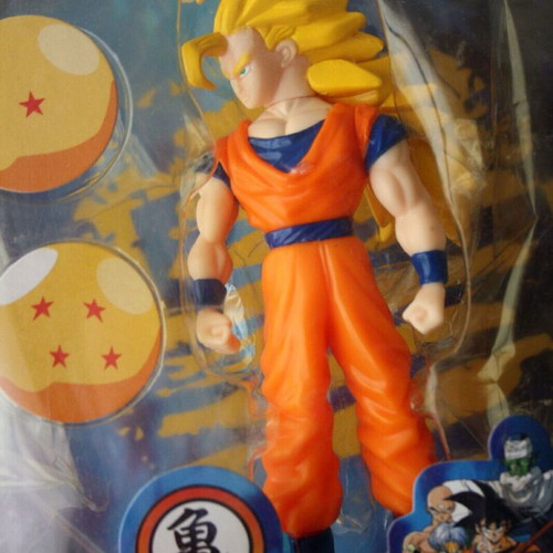 Dragon Ball Z Super Saiyan Goku figure Toei Giochi sealed new