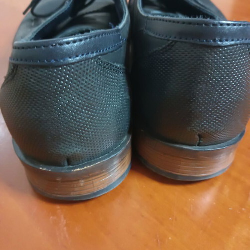 Leather men's shoes size 42 black used