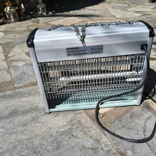 Ardes electric insect killer 25W like new