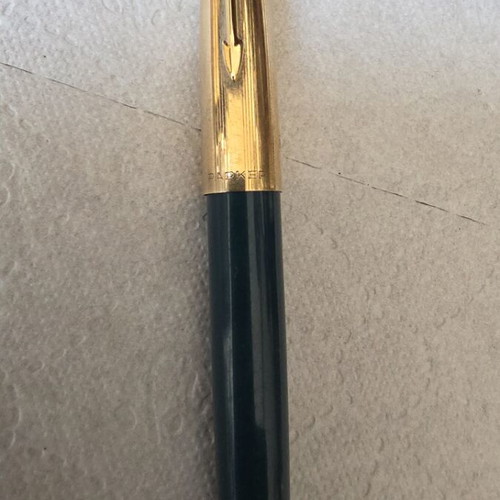 Parker 61 fountain pen with blue body and goldfilled cap