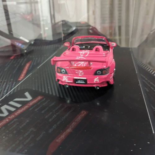 Jada Toys Suki's Honda S2000 Pink collectible model like new