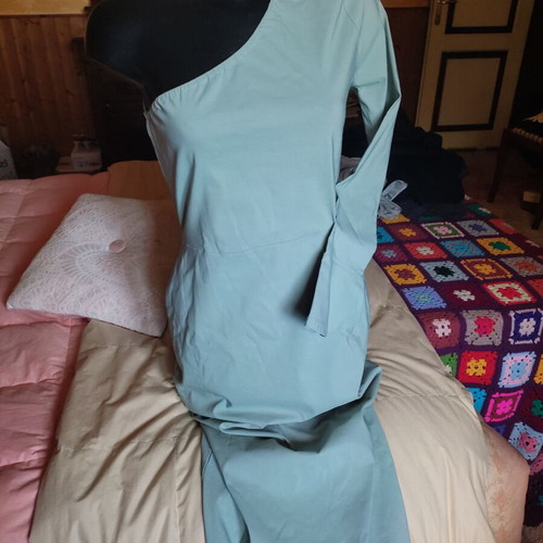 Boohoo one-shoulder dress size 44, sage green