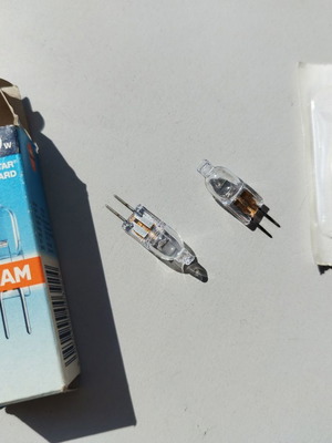 Σετ 3 τεμ. Osram λάμπα αλογόνου για ντουί G4 20W καινούργια