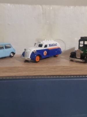 Rare collectible toy cars, Days Gone and Corn Flakes advertising
