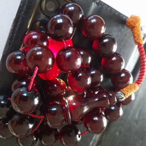 Komboloi mastic bakelite used with gift box 56 grams