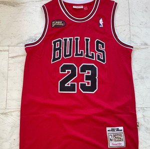 Chicago Bulls Michael Jordan 1997-98 Jersey Red NBA Tshirt  Color