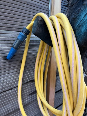 Thick hose 7 meters used with spray nozzle
