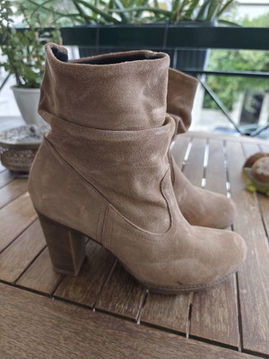 Castor ankle boots beige size 38 like new