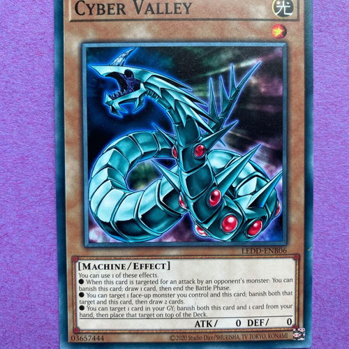 Cyber Valley Yu-Gi-Oh! Effect Monster like new