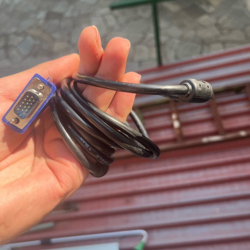 VGA cable 2m like new
