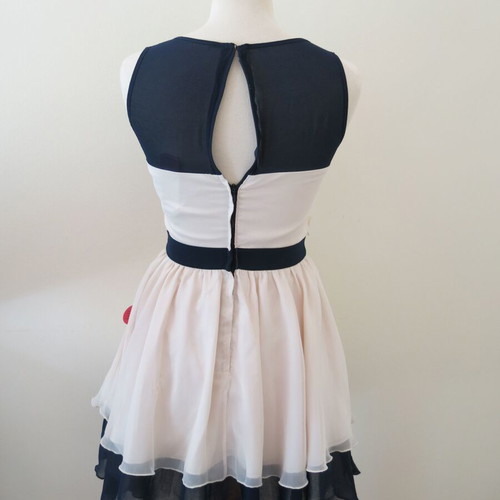 Chi Chi London dress size UK 8 new with small defect