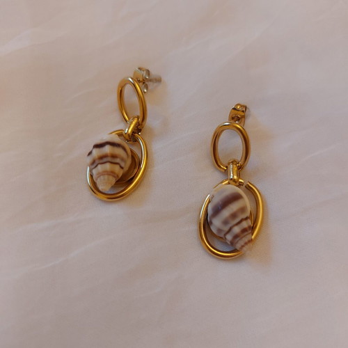 Gold Earrings with Shells like new, summer design