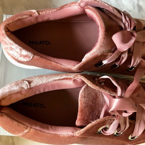 Migato sneakers pink/muted apple velvet like new, size 39