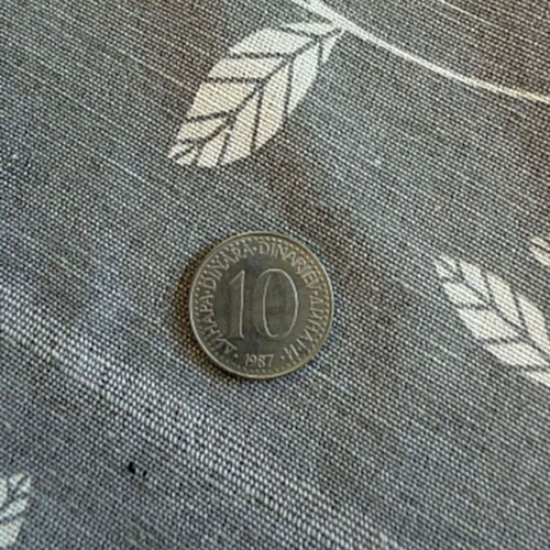 Set of collectible coins Yugoslavia 10 Dinara (1987) & Austria 10 Groschen (1993)