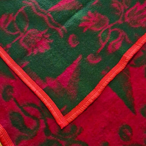 Wool Blanket like new, handmade, 196x227 cm