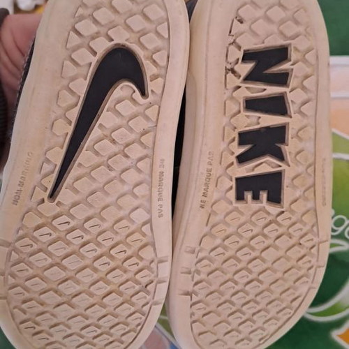 Nike athletic shoes used, size 26, black