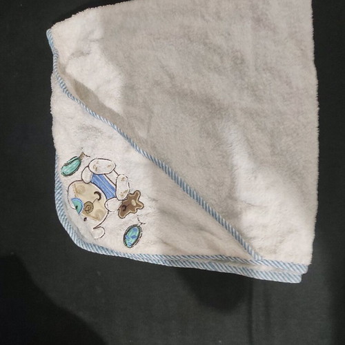 Baby towels, burp cloths, bibs, and bathrobe like new