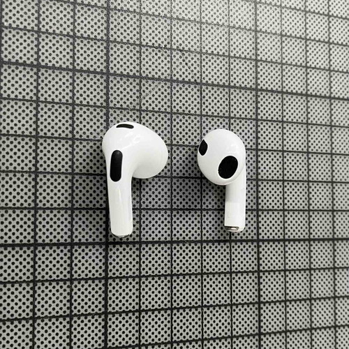 Takemore wireless earbuds like new