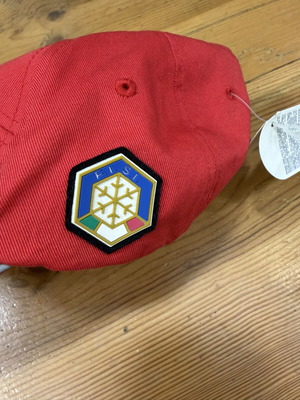 Fila red hat new