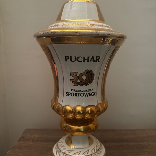 Cup Winners' Cup 1991 trophy with player signatures, like new