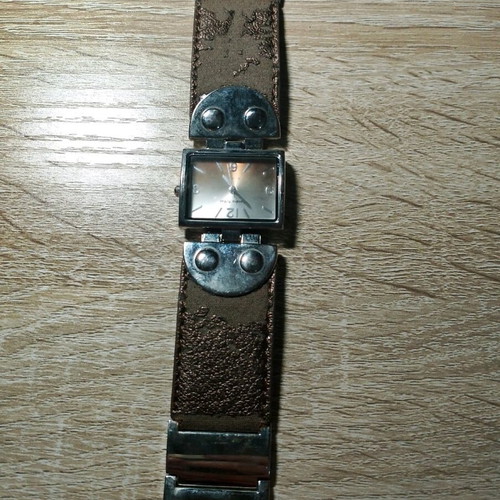 Sandra Fellini watch new