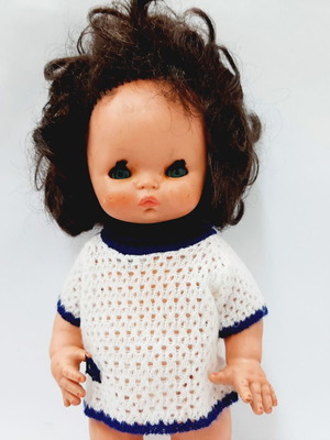 Vintage rubber baby doll 60s with open/close eyes and original shirt