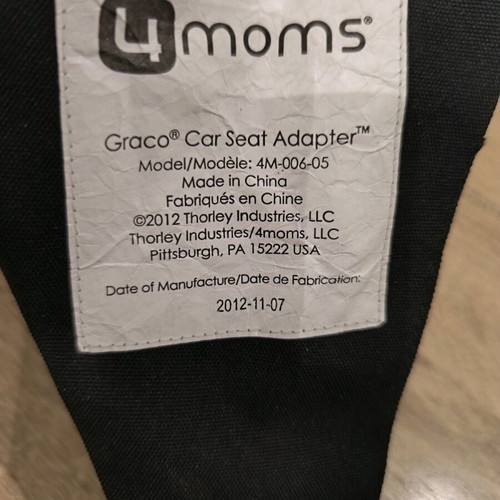 Graco Car Seat Adapter for 4 Moms like new