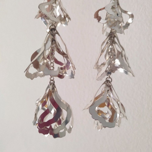 Silver dangling earrings new, unused