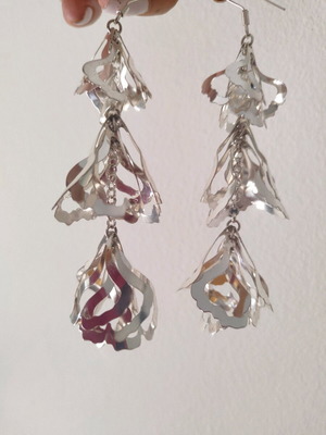 Silver dangling earrings new, unused