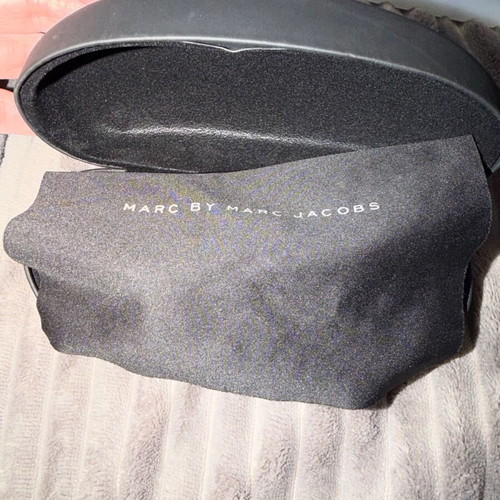Marc by Marc Jacob sunglasses like new, black and gold