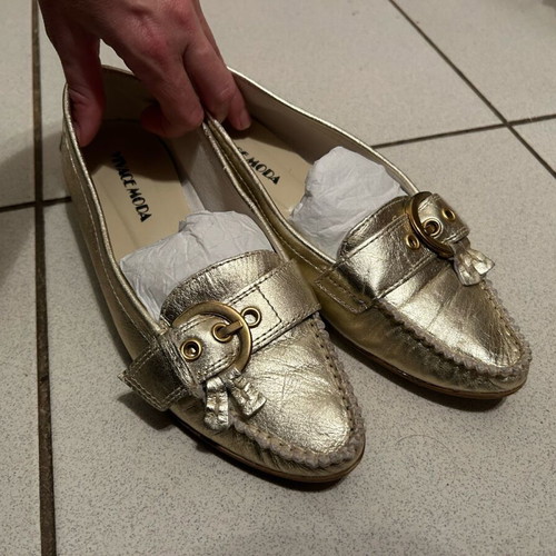 Leather shoes Vivace Moda size 38 golden like new
