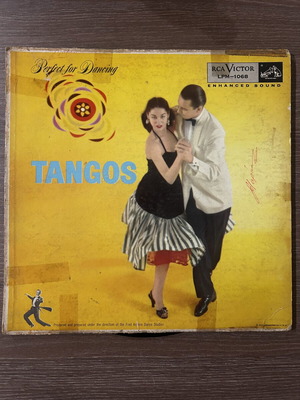 LP Tangos латино музикален албум като нов