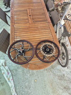 Daytona Velos motorcycle wheels used, with or without front disc