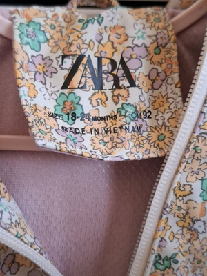 Zara waterproof jacket like new 18-24 months
