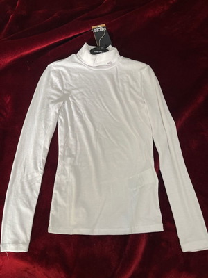 Ελαστική γυναικεία μπλούζα λευκή μέγεθος medium Pieces καινούρια με ετικέτες