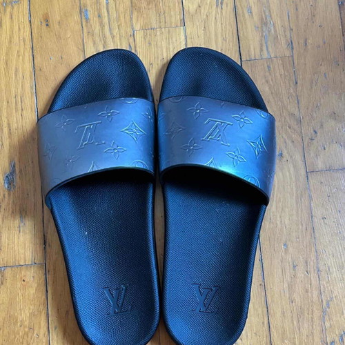 Louis Vuitton Waterfront Mule sandals like new, black