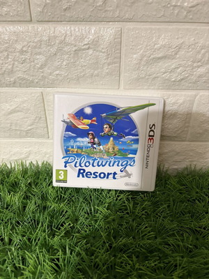 Pilotwings Resort Nintendo 3DS game used in excellent condition