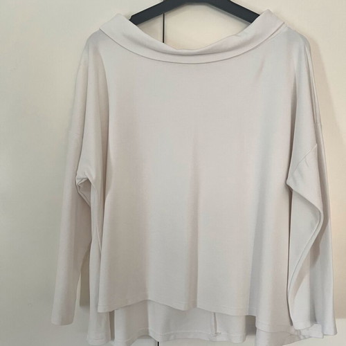 White blouse like new, one size