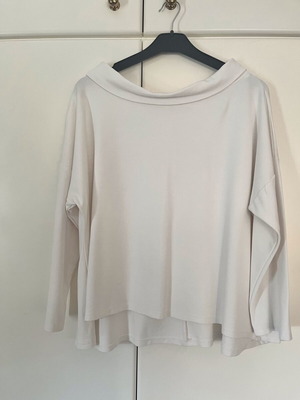 White blouse like new, one size