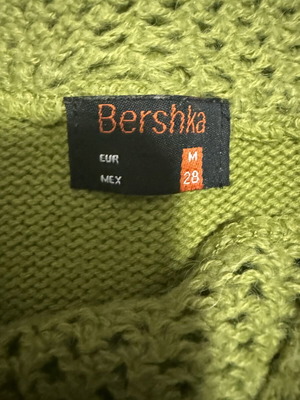 Knit sweater used, green