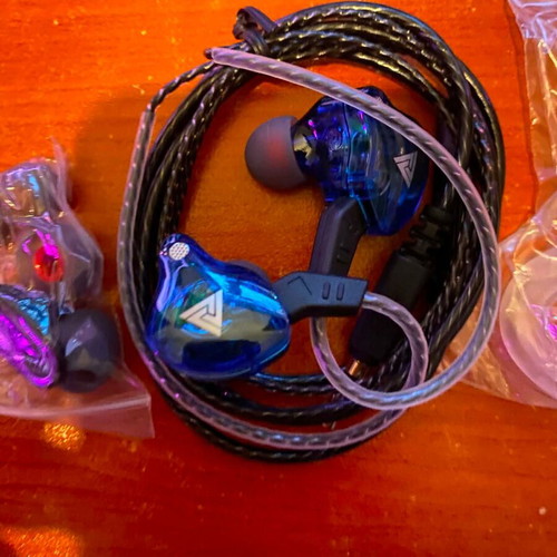 QKZ AK wired in-ear earphones new, blue metallic design