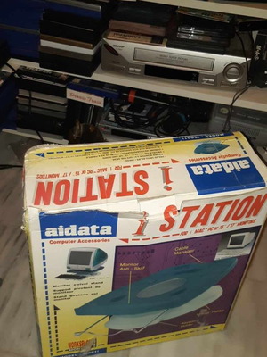 I Station Aidata βάση για οθόνη υπολογιστή μεταχειρισμένη, vintage 90's με κουτί