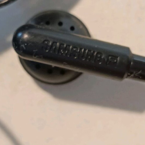 Samsung earbuds like new