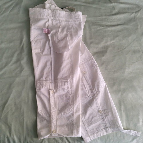Sarah women's capri pants used, size 8 (S-M), white