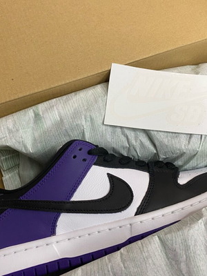 Nike SB Dunk Low Pro маратонки нови, размер 40.5, бяло и лилаво