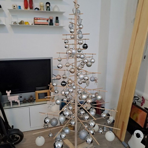 Xmas3 artificial Christmas tree like new, wooden 190cm