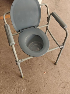 Toilet chair new