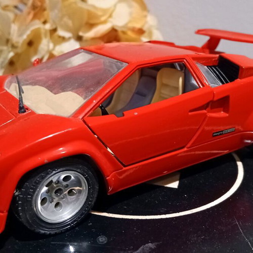 Bburago Lamborghini Countach 1/24 vintage used