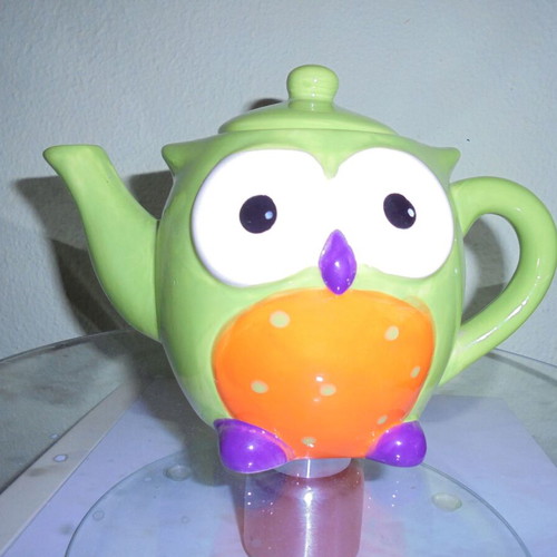 Ceramic teapot happy owl new